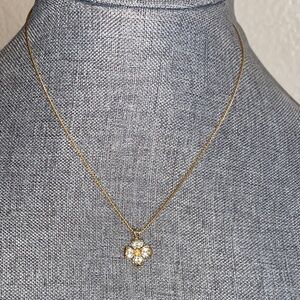 Vintage Rare Crown Trifari Gold Tone Four Leaf Clover Pendant Necklace